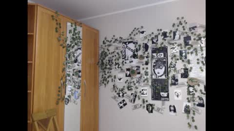 Mina online show from 09/24/25, 12:47