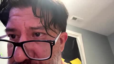 Snapshot of wb_rm__taz2020bi chatting on 02/15/26, 10:25 wb_rm__taz2020bi online show from 02/15/26, 10:25