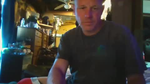 wcnmail24 online show from 02/05/25, 11:28