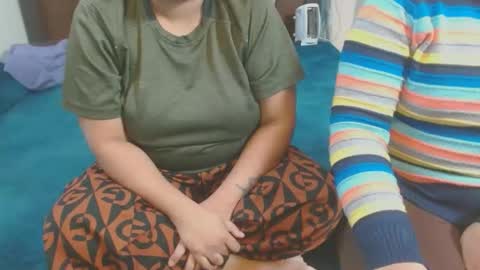 Snapshot of we_are_indian chatting on 01/09/25, 03:47 khushiwife kabirhubby kavyasexy gf online show from 01/09/25, 03:47