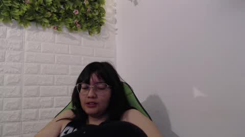 Trixie 3 online show from 02/14/25, 02:12