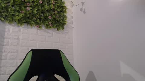 Trixie 3 online show from 02/14/25, 05:14