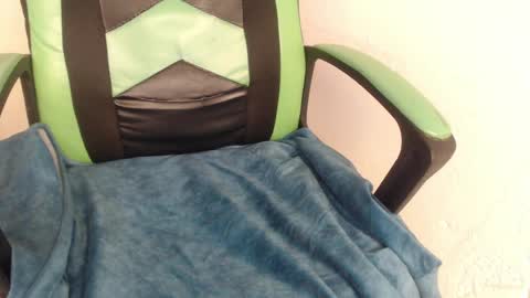 Trixie 3 online show from 09/18/25, 01:24