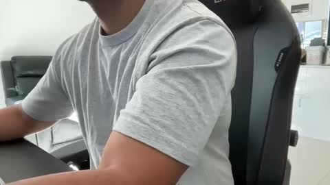 Weapon X online show from 02/17/25, 10:36