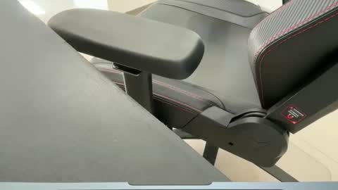 Weapon X online show from 12/18/25, 10:49