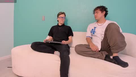 Snapshot of web_gammer_ chatting on 07/14/26, 02:01 Jhonny Dick his neighbors. online show from 07/14/26, 02:01