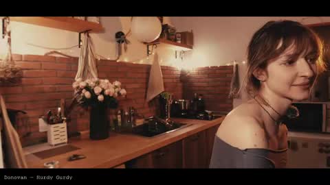 Coraline online show from 04/22/26, 05:47