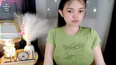 Snapshot of webcum_mami chatting on 07/02/26, 10:16 mami abby online show from 07/02/26, 10:16