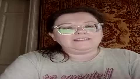 Snapshot of webgirl2 chatting on 07/25/26, 04:15 Marina online show from 07/25/26, 04:15