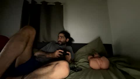 ShootingWebs online show from 04/25/26, 04:48