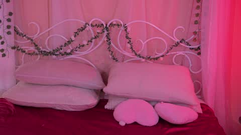 wednesday_evans online show from 04/05/26, 05:26