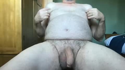 Snapshot of weeskank chatting on 02/17/26, 10:45 weeskank online show from 02/17/26, 10:45