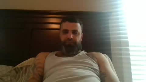 Snapshot of weezy210 chatting on 02/08/25, 03:00 Weezy online show from 02/08/25, 03:00