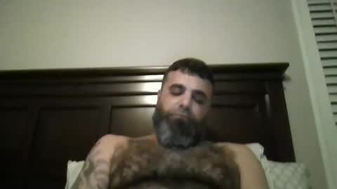 Snapshot of weezy210 chatting on 03/09/25, 02:18 Weezy online show from 03/09/25, 02:18