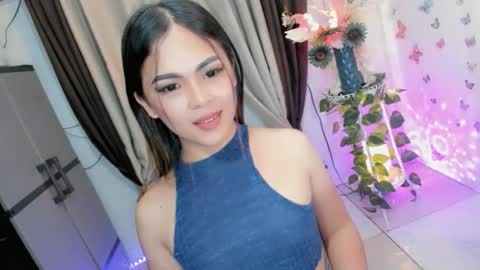 Hi Im LOVIE Please dont forget to follow and thumbs up me online show from 03/12/26, 02:07