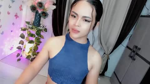 Hi Im LOVIE Please dont forget to follow and thumbs up me online show from 04/28/26, 02:49