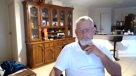 Wellhelloo online show from 05/19/26, 03:13