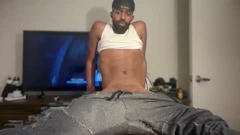 Snapshot of wellpackaged_ chatting on 05/05/26, 05:26 Langston online show from 05/05/26, 05:26