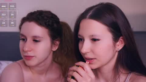 Nora online show from 04/18/26, 07:56