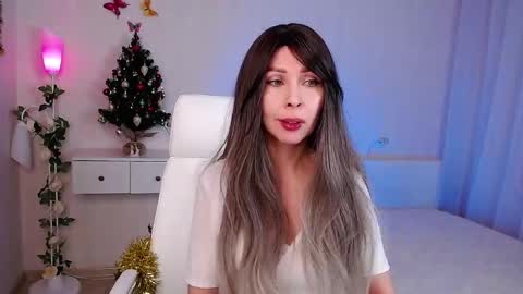 Snapshot of wendifoster chatting on 01/09/25, 07:18 Wendi Foster online show from 01/09/25, 07:18