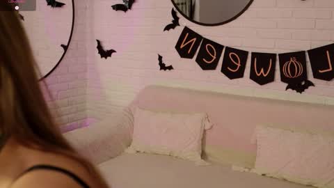 Snapshot of wendy__doll chatting on 10/27/25, 09:52 Im Wendy online show from 10/27/25, 09:52