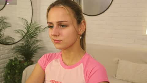 Im Wendy online show from 05/15/26, 09:11