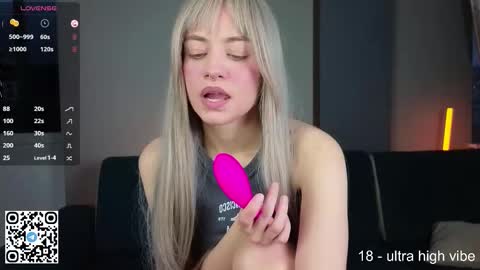 Wendy online show from 09/26/25, 01:37