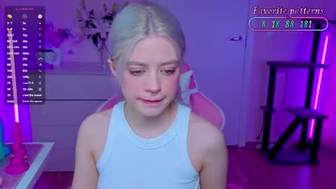 Snapshot of wendylovelylovew chatting on 06/08/26, 07:36 Wendy online show from 06/08/26, 07:36