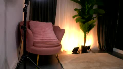 Wendy online show from 04/18/26, 09:15