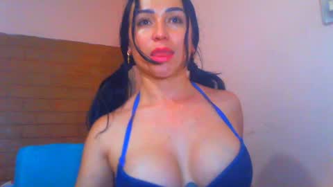 Snapshot of wenndy_ardent chatting on 12/27/24, 08:28 TaTis online show from 12/27/24, 08:28