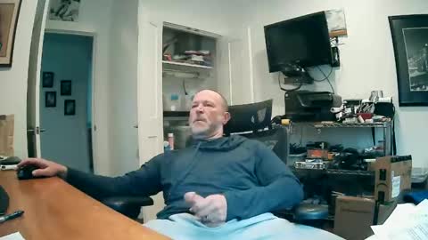 weseeyouwatching online show from 12/01/25, 07:19