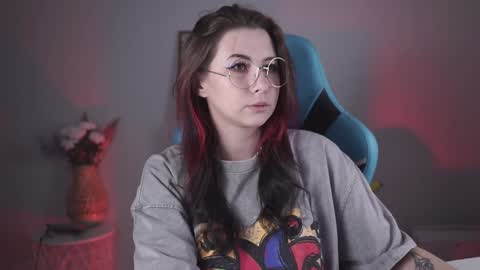 little girl who is always rightLisa online show from 12/27/24, 08:45