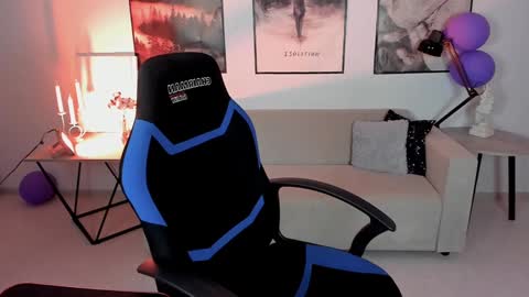 little girl who is always rightLisa online show from 01/27/25, 02:10