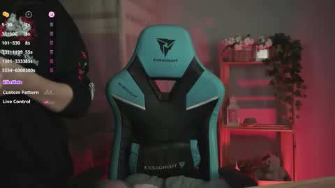 little girl who is always rightLisa online show from 09/09/25, 02:22