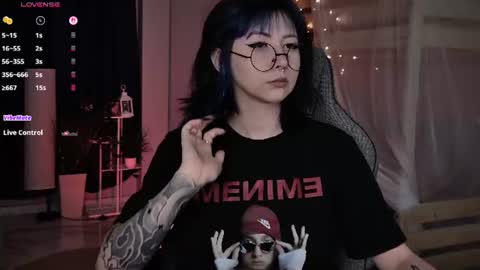 little girl who is always rightLisa online show from 07/23/26, 01:41