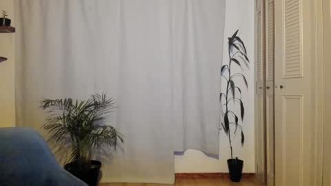Snapshot of west_ta chatting on 07/11/26, 02:47 tatty online show from 07/11/26, 02:47