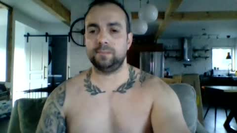 Snapshot of westaco12 chatting on 08/04/26, 11:40 westaco12 online show from 08/04/26, 11:40
