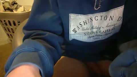 Snapshot of westsidecuzzo chatting on 03/02/26, 12:02 westsidecuzzo online show from 03/02/26, 12:02