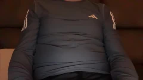 wet_adidasboy online show from 01/03/25, 09:36