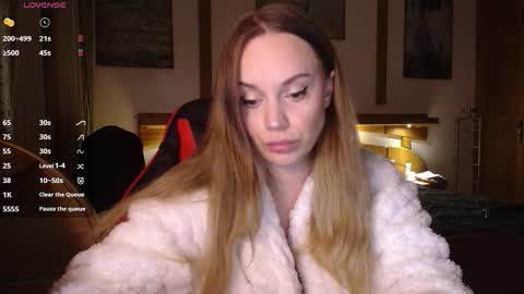 Lana online show from 11/22/25, 09:14