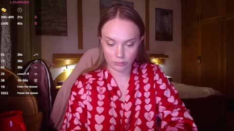 Lana online show from 04/06/26, 06:42