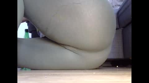 wet_pants2022 online show from 02/24/25, 03:09