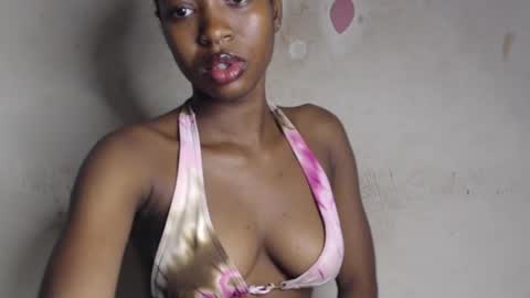 Bella online show from 04/26/26, 08:01