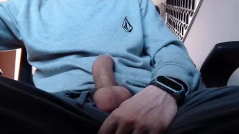 Snapshot of wetbigdickstream chatting on 02/17/25, 11:20 Wetbigdickstream online show from 02/17/25, 11:20