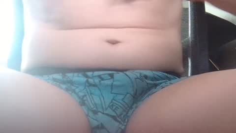 Snapshot of wetbigdickstream chatting on 07/05/26, 09:05 Wetbigdickstream online show from 07/05/26, 09:05