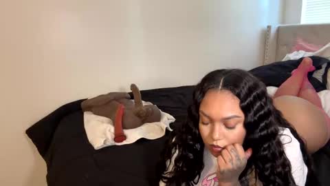 SheSquirts online show from 11/03/25, 09:16