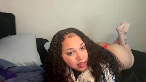 SheSquirts online show from 04/24/26, 03:53