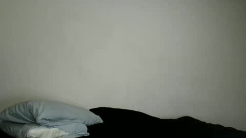 Snapshot of wetcreamerr chatting on 07/03/26, 02:29 SheSquirts online show from 07/03/26, 02:29