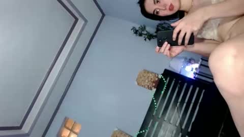 Rihanna online show from 11/02/25, 10:06