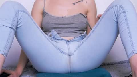 Beatrice Moan from LovenseWet from Tip MenuOpen for Private online show from 04/29/26, 05:44